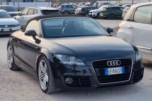 TT Roadster 2.0 TFSI S tronic Advanced Cabrio
