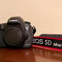 Canon EOS 5D Mark III + 2 obiettivi e accessori
