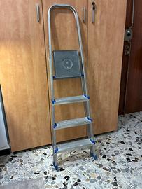 scala  3 + 1 domestica