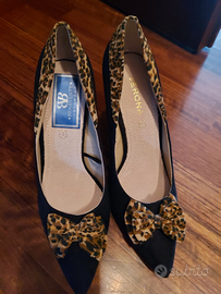 Décolleté donna nero con intarsi animalier