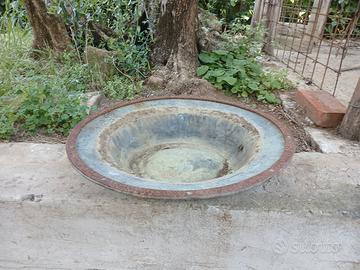Antico lavabo in rame 