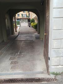 Box seminterrato in corte