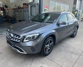 MERCEDES-BENZ GLA 200 d Automatic Sport
