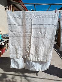 Tende di canapa e Tappeto di lana