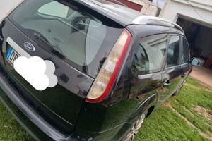 Ford focus station wagon  Cisternino (Br)