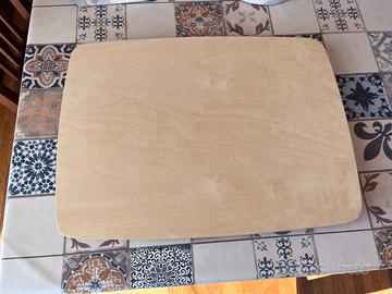 Tavolino da letto ikea