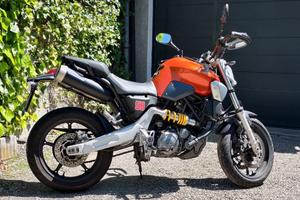 Yamaha MT-03 – pochi km, 25kW, pronta per l’estate