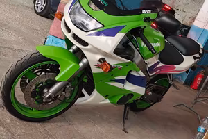Kawasaki Ninka ZX6-R 600 1995 ISCRITTA ASI