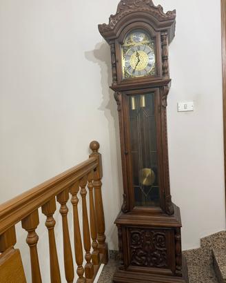 Lussuoso orologio a pendolo a colonna tempus fugit