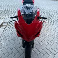 Suzuki Gsxr 750 K7