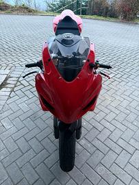 Suzuki Gsxr 750 K7