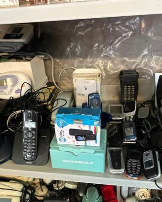 TELEFONI