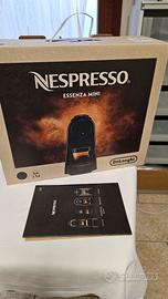 Nespresso Essenza Mini EN85.B