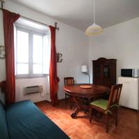 Ampio bilocale pressi Piazza Università