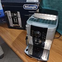 DeLonghi Magnifica S