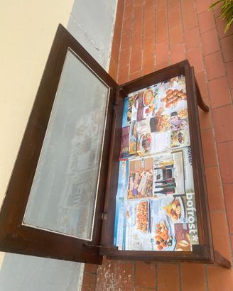 Tavolino vetrinetta espositore