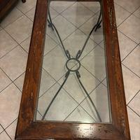 Tavolo da tè stile arte povera con piano cristallo