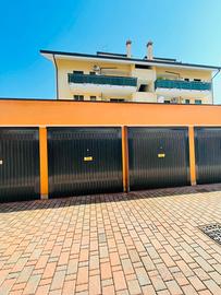 Box a Bareggio in palazzina recente