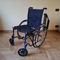 Sedia a rotelle pieghevole
