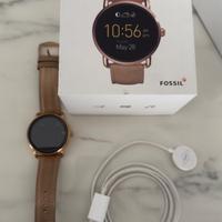 Fossil q wander