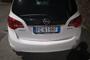 Auto Meriva buono stato