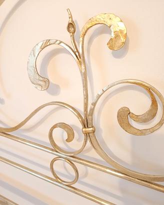 Letto oro e argento