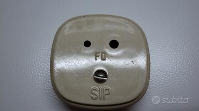 Presa telefonica a muro per filodiffusione