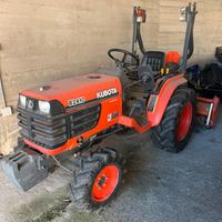 Trattore kubota. nuovo