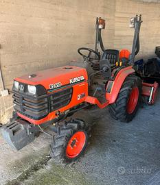 Trattore kubota. nuovo