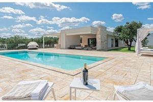 Villa con piscina