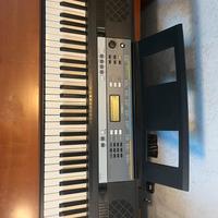 Tastiera YAMAHA YPT 240