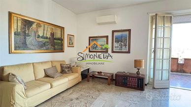 Ampio Quadrilocale a Oleggio con Box Auto