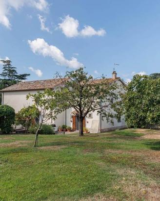 Villa di 160 m² con più di 5 locali a Viterbo