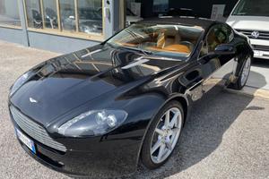 Aston Martin V8 Vantage Coupé Sportshift