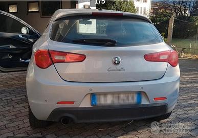 auto giulietta 1.6