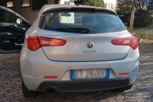 auto giulietta 1.6