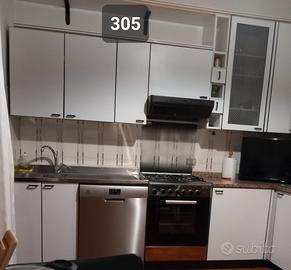 cucina completa di tutto.  ,Piano in marmo