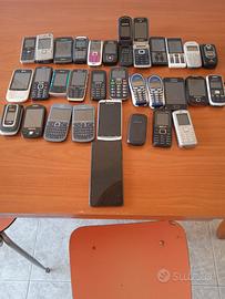  cellulari in blocco  30 euro