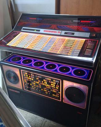 Jukebox modello Rock-Ola 453 vintage. 1973