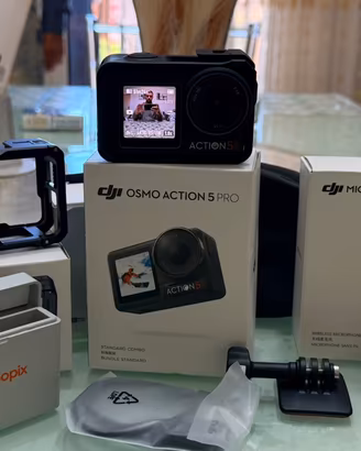 DJI Osmo Action 5 Pro + Mic Mini 2 + accessori