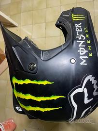 Casco fox monster