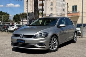 Volkswagen Golf 7.5 Highline virtual cockpit