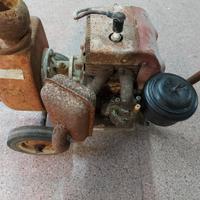 Motopompa a benzina con  motore beta 6 cv e pompa 