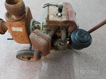 Motopompa a benzina con  motore beta 6 cv e pompa 