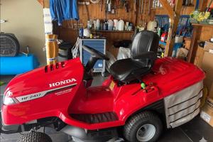 Trattorino Rasaerba Honda HF 2417 - PARI AL NUOVO