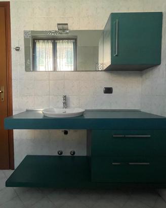 Mobile bagno sospeso colore blu petrolio