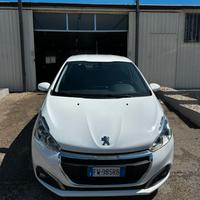 Peugeot 208 BlueHDi 100 S&S 5 porte Allure