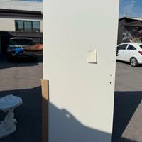 Porta in legno laccata bianca