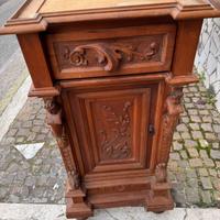 Coppia di comodini anni 30 legno