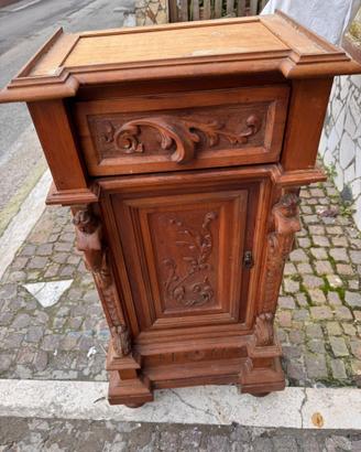 Coppia di comodini anni 30 legno